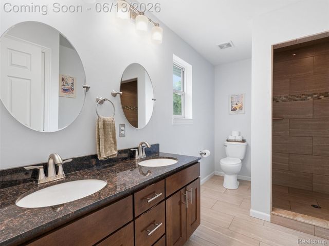 2622 Bembridge Road, Royal Oak, MI 48073