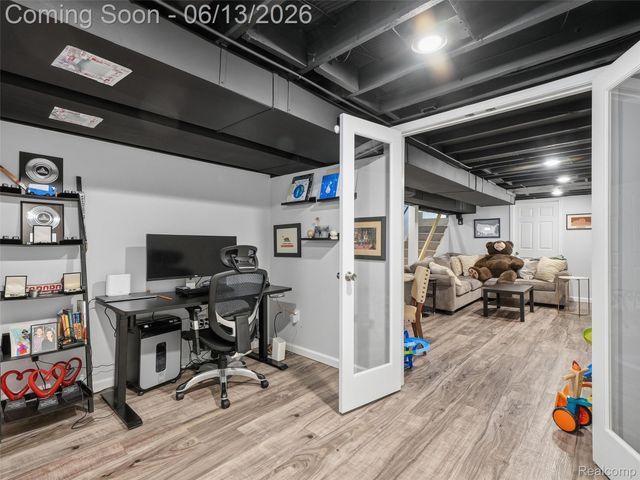 2622 Bembridge Road, Royal Oak, MI 48073