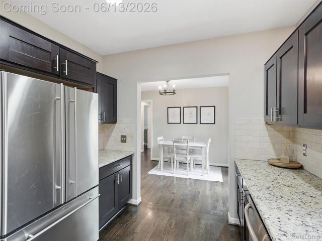 2622 Bembridge Road, Royal Oak, MI 48073