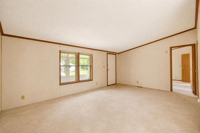 2900 Pointer Drive, Saginaw, MI 48609