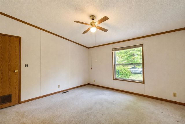 2900 Pointer Drive, Saginaw, MI 48609