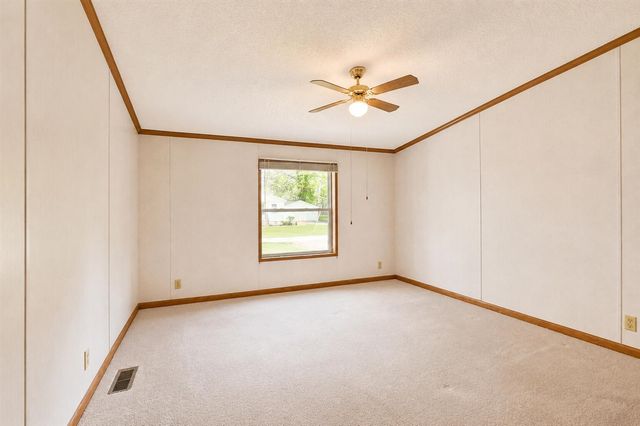 2900 Pointer Drive, Saginaw, MI 48609