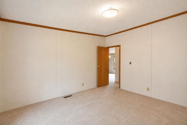 2900 Pointer Drive, Saginaw, MI 48609