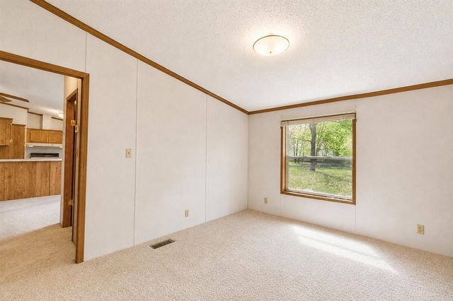 2900 Pointer Drive, Saginaw, MI 48609