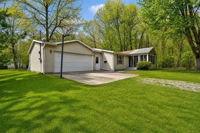 2900 Pointer Drive, Saginaw, MI 48609