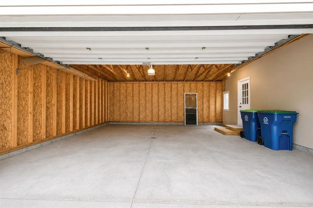 2900 Pointer Drive, Saginaw, MI 48609