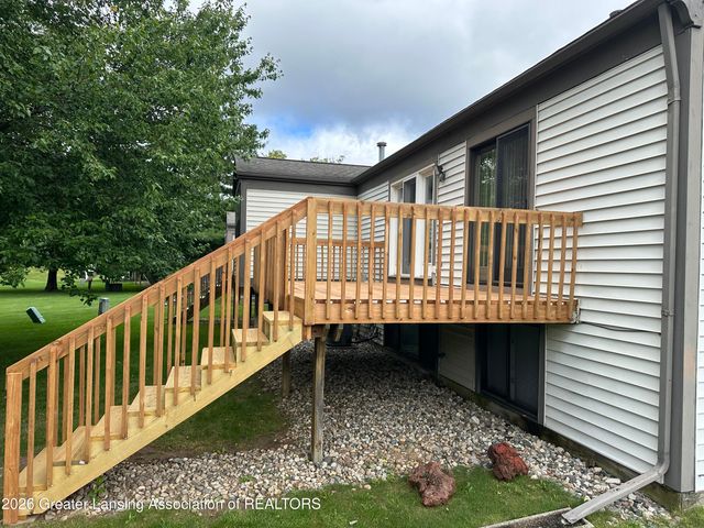 5101 Aspen Drive, Lansing, MI 48917