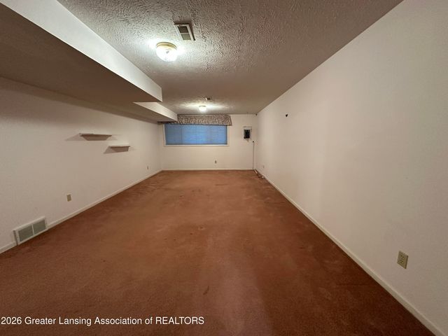 5101 Aspen Drive, Lansing, MI 48917