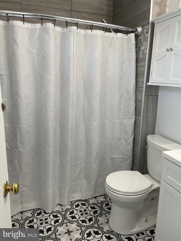5089 TARA DR, Fredericksburg, VA 22407