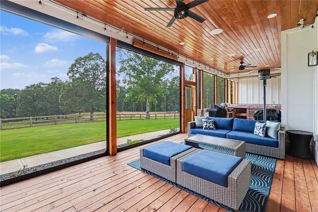 1910 Carlan Road, Jasper, GA 30143