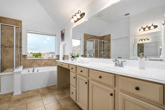 4204 Bridgestone Drive, Fort Worth, TX 76123