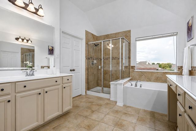 4204 Bridgestone Drive, Fort Worth, TX 76123