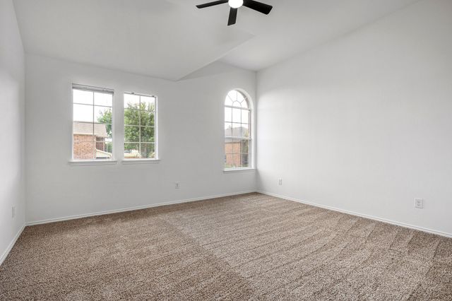 4204 Bridgestone Drive, Fort Worth, TX 76123