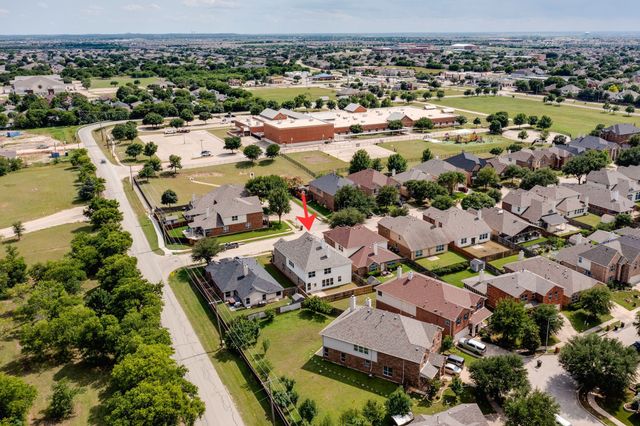 4204 Bridgestone Drive, Fort Worth, TX 76123