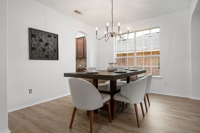 4204 Bridgestone Drive, Fort Worth, TX 76123