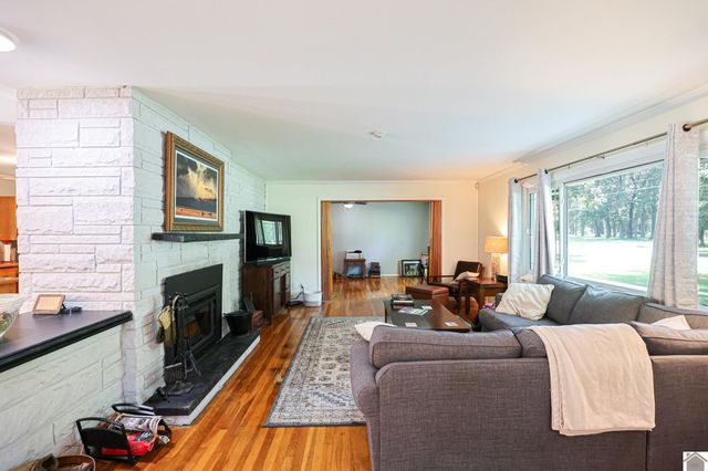 1450 HC Mathis Dr, Paducah, KY 42001