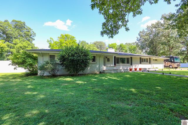 1450 HC Mathis Dr, Paducah, KY 42001