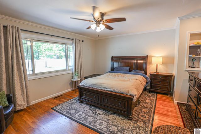 1450 HC Mathis Dr, Paducah, KY 42001