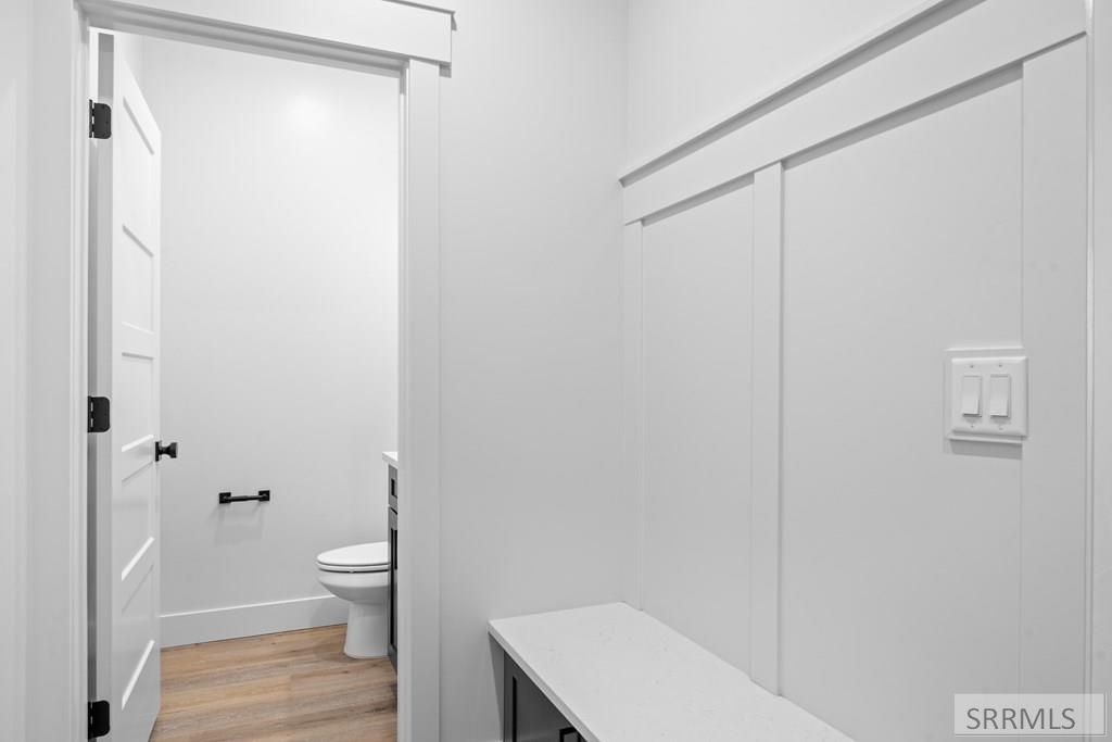 Image 11 of property listing at 749 Curlew Drive, Ammon, ID 83401