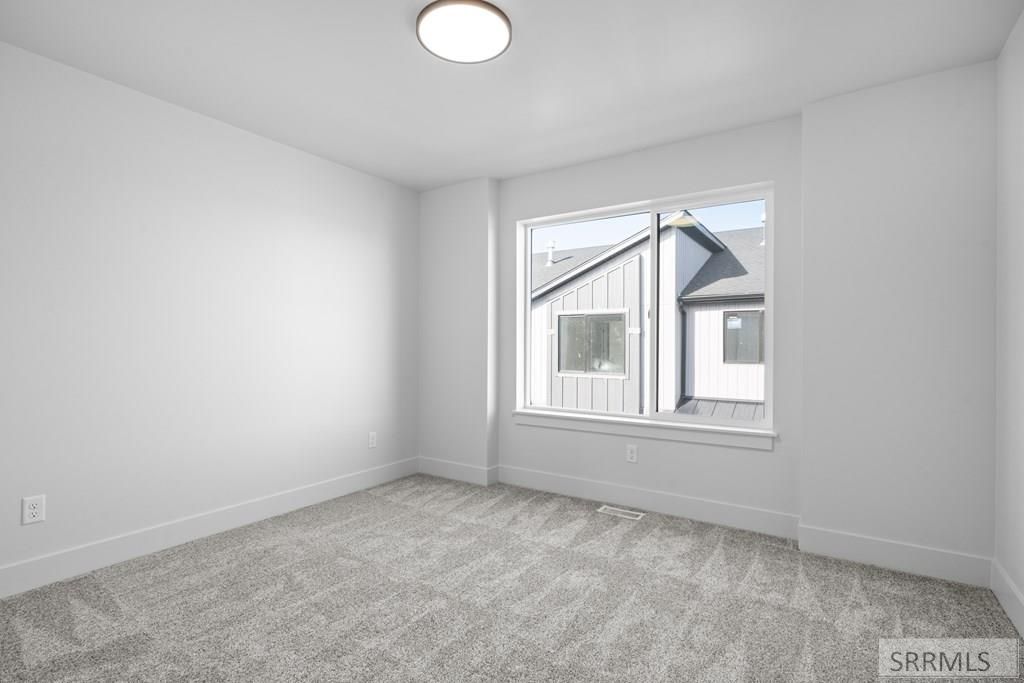 Image 29 of property listing at 749 Curlew Drive, Ammon, ID 83401