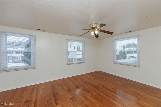 6490 State Road A2, Parma, OH 44134