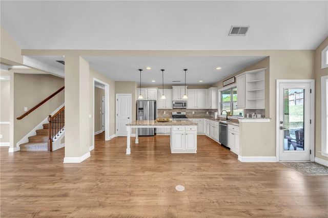 228 Talking Leaves Court, Acworth, GA 30101