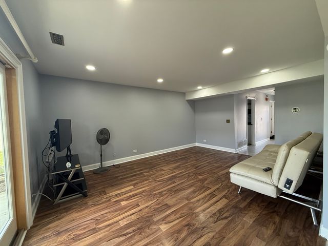 3722 Dory Circle E, Hanover Park, IL 60133
