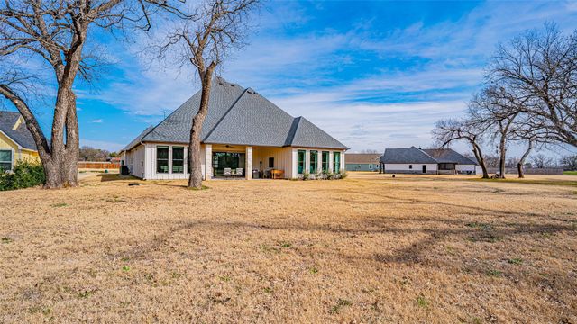 1218 County Road 337, Glen Rose, TX 76043