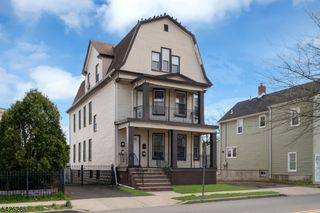 202 Sanford St, East Orange City, NJ 07018