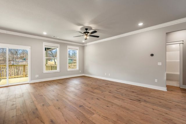 13 Kirkcolm Drive, Bella Vista, AR 72715