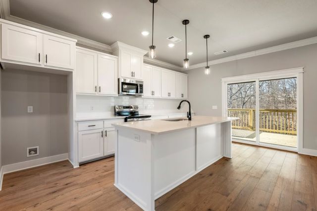 13 Kirkcolm Drive, Bella Vista, AR 72715