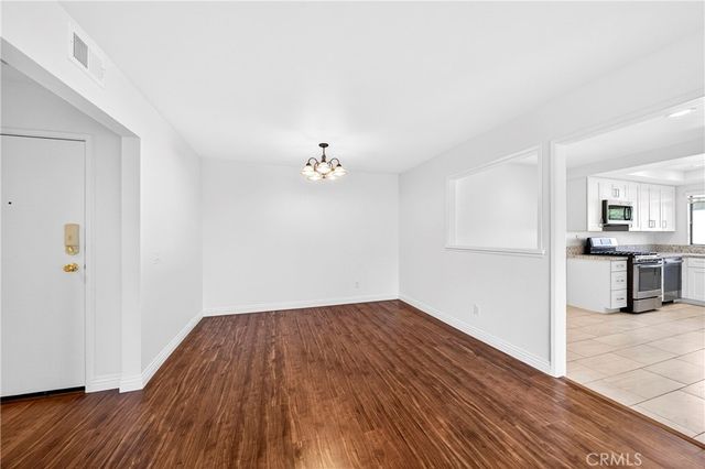 25261 Tanoak, Lake Forest, CA 92630