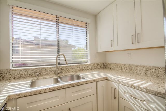 25261 Tanoak, Lake Forest, CA 92630