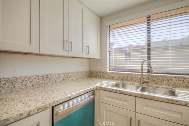 25261 Tanoak, Lake Forest, CA 92630