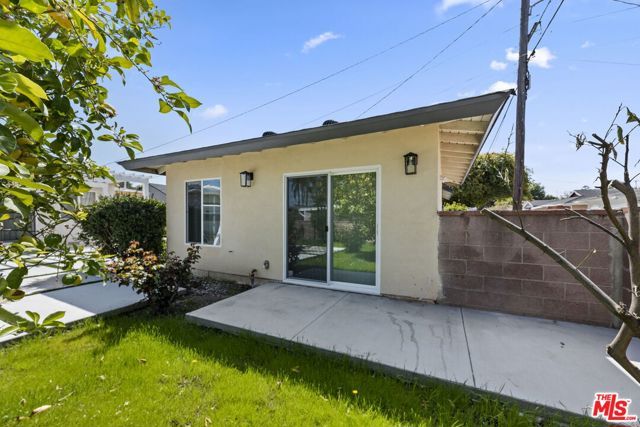 6229 Sylvia Avenue, Tarzana (los Angeles), CA 91335
