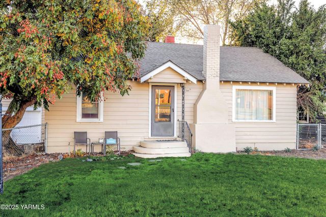 4210 Terrace Heights Dr, Yakima, WA 98901