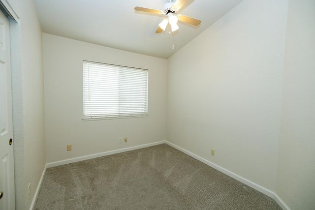 424 Codington Way, Modesto, CA 95357