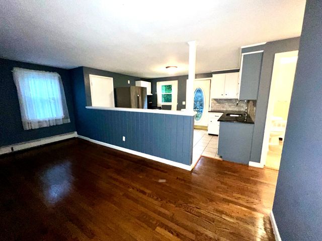 22 Avenue D, Norwalk, CT 06854