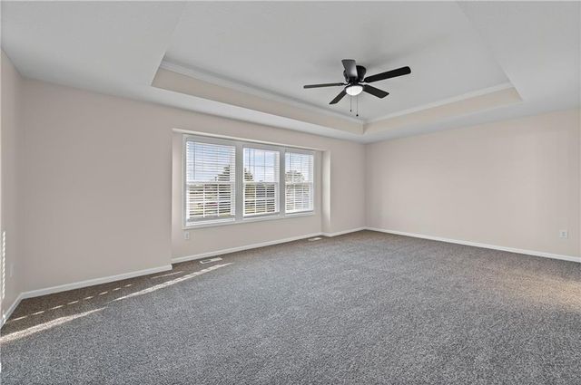 806 168th Street, Basehor, KS 66007