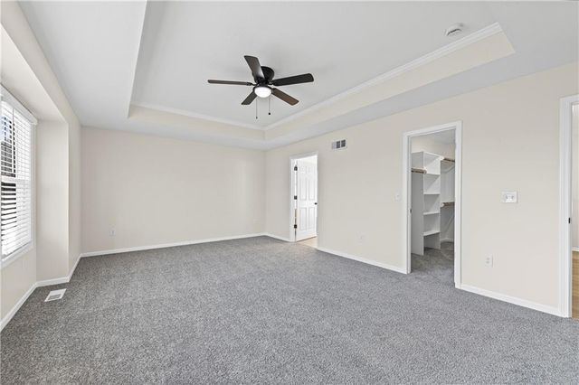 806 168th Street, Basehor, KS 66007