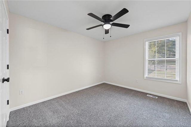 806 168th Street, Basehor, KS 66007