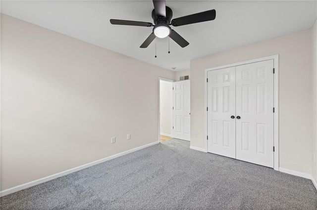 806 168th Street, Basehor, KS 66007