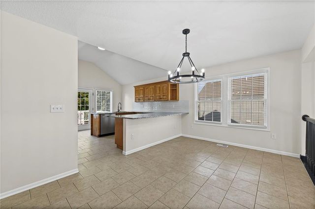 806 168th Street, Basehor, KS 66007