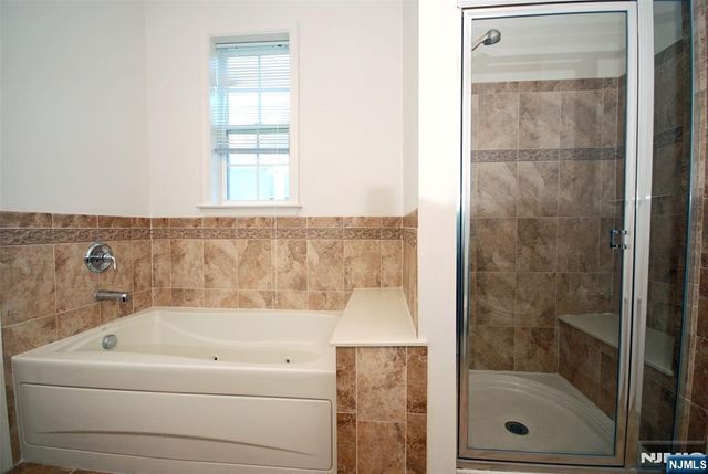 3 Bedrock Court A3, Woodland Park, NJ 07424