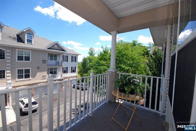 3 Bedrock Court A3, Woodland Park, NJ 07424