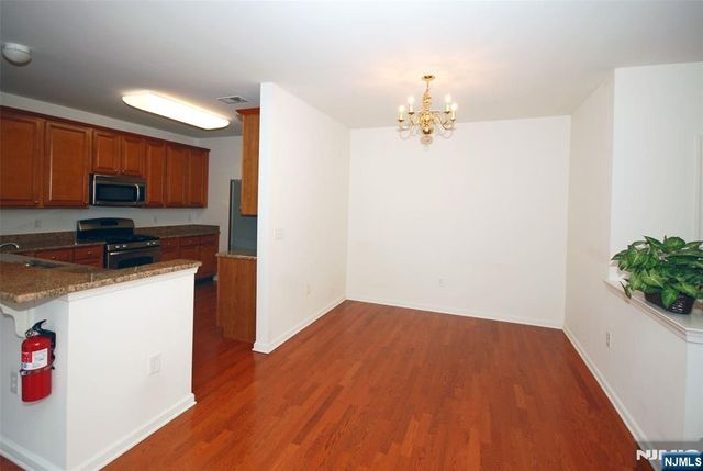 3 Bedrock Court A3, Woodland Park, NJ 07424