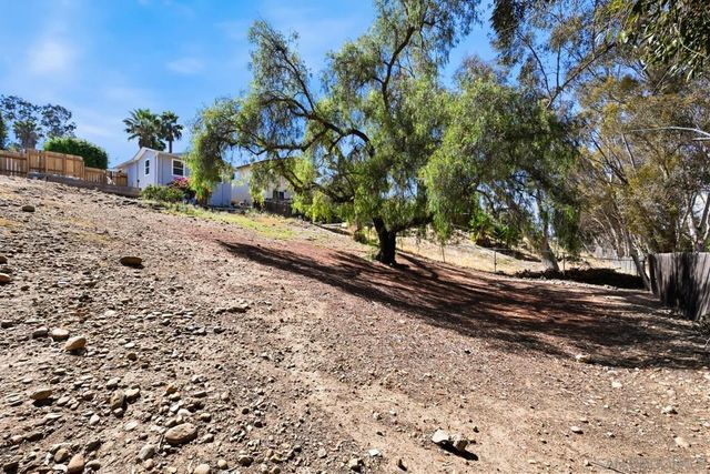 5079 Guava, La Mesa, CA 91942