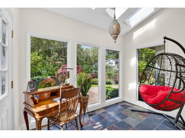 4089 MELISSA Dr, Lake Oswego, OR 97034