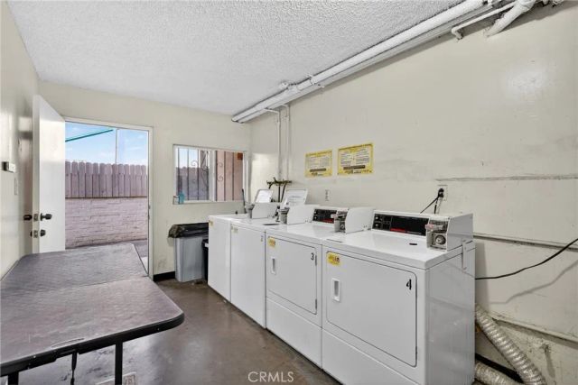7826 Laurel Canyon Boulevard 17, North Hollywood, CA 91605