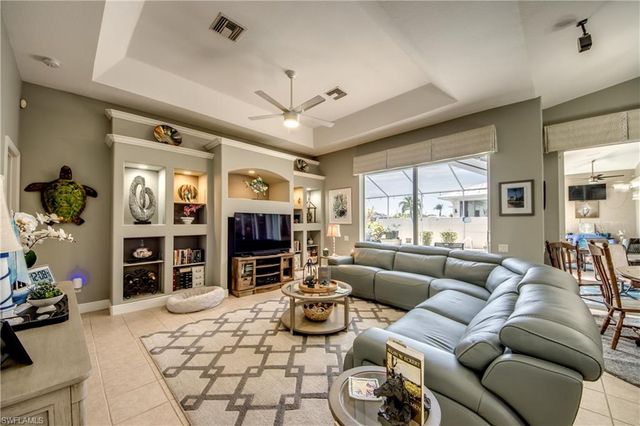 4203 Pelican BLVD, Cape Coral, FL 33914